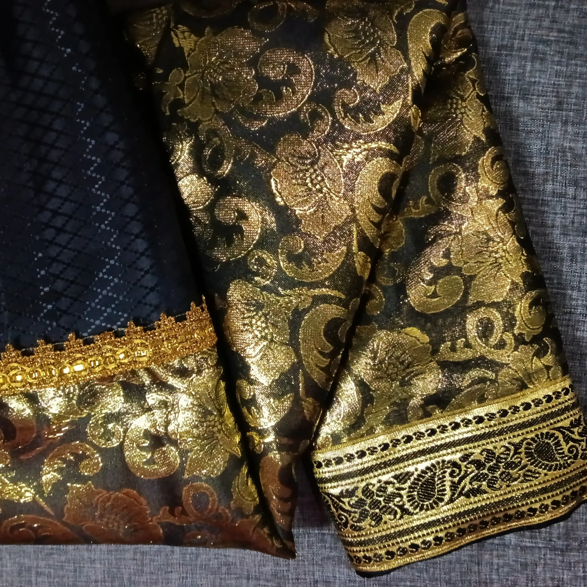 Wastra Galvari - wajik